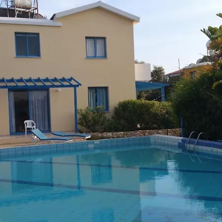 Queen Eyridiki Luxury 1 Villa *