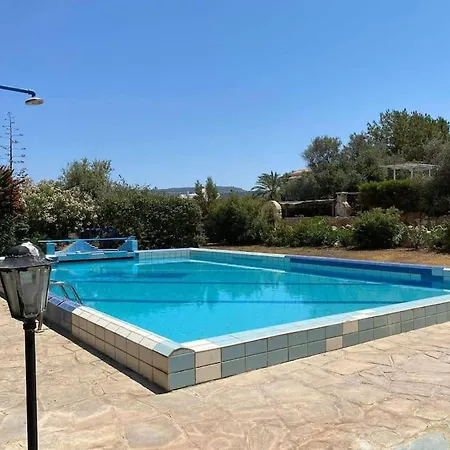 Villa Queen Eyridiki Luxury 1 *