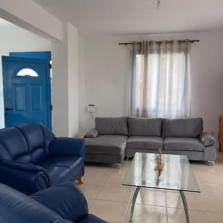 Вилла Queen Eyridiki Luxury 1 *