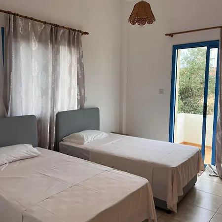 Queen Eyridiki Luxury 1