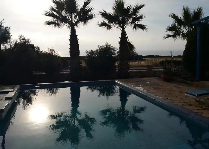 Queen Eyridiki Luxury 1 Vila Paphos