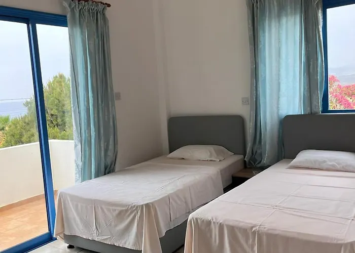 Queen Eyridiki Luxury 1 *