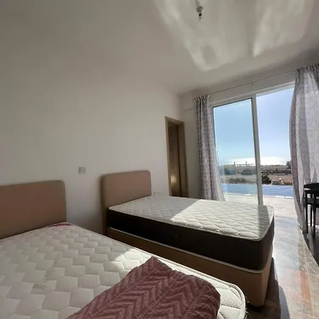 Queen Eyridiki Luxury 1